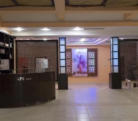 Perre Art Hotel Resort